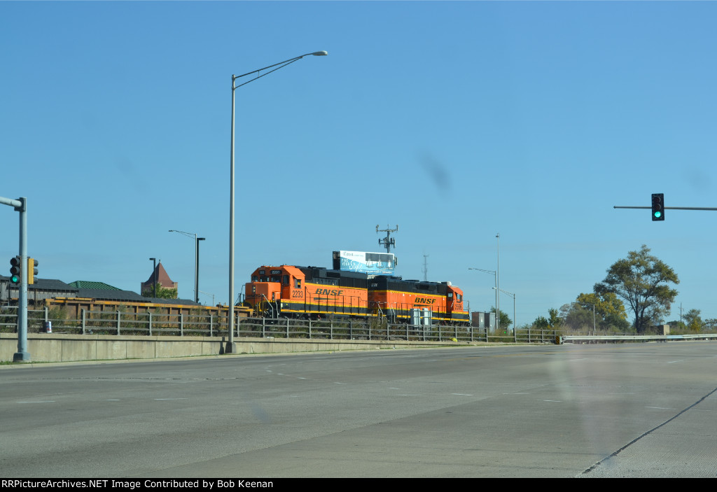 BNSF 2233 2556